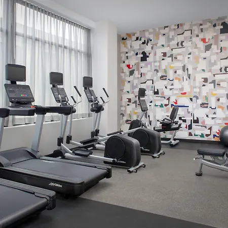 Residence Inn By Marriott New York Queens-3